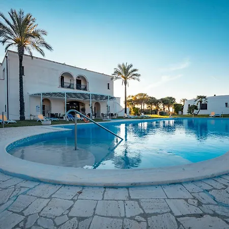 Hotiday Collection - Masseria Hotel 4*